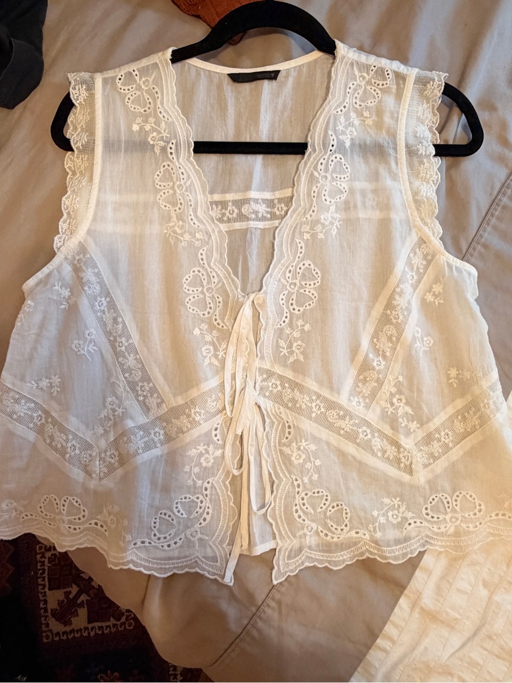 Zara Ivory Sleeveless Lace Tie-Front Blouse